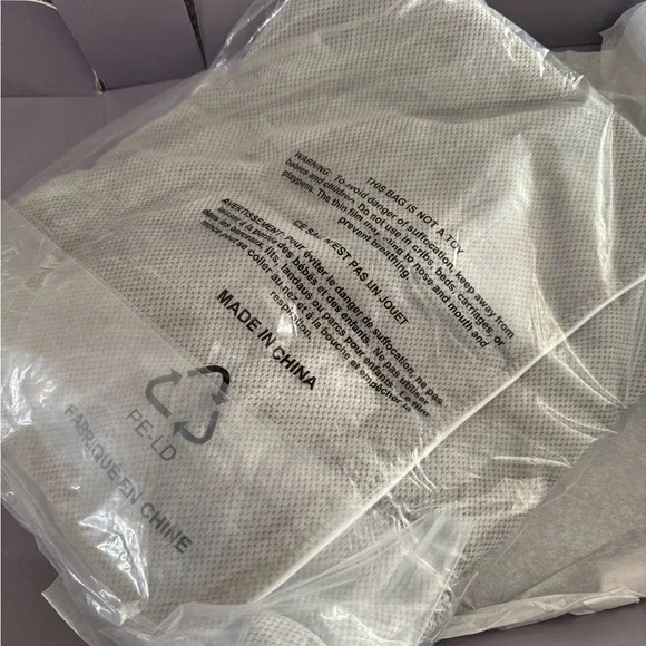 Lux Diamond Microfiber Bathrobe - Picture 2 of 5